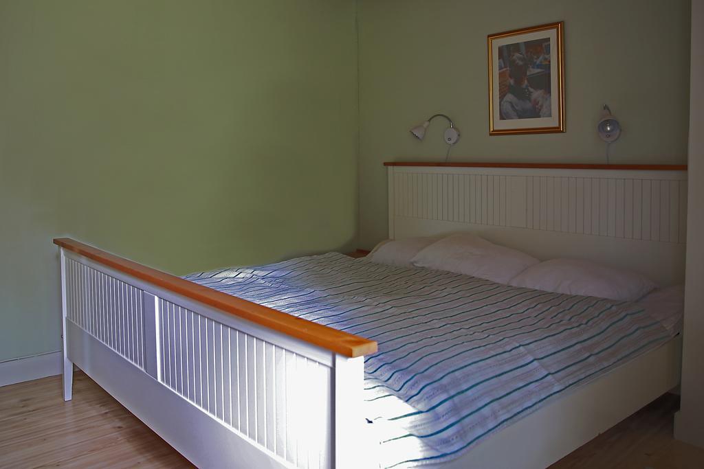 Olsbacka Gard Bed and Breakfast Falun Kamer foto